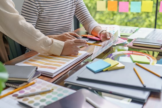 teamwork-brainstorming-creative-idea-business-proj-2024-06-03-12-56-14-utc